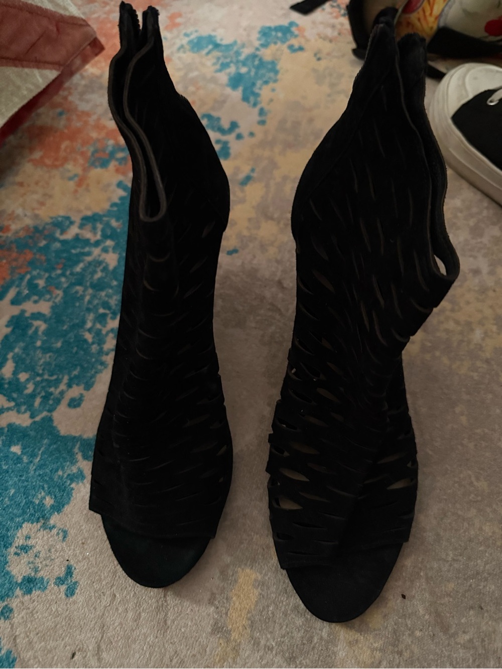 Steven by Steven Madden Women's Black Cutout Peep-Toe Booties size 10